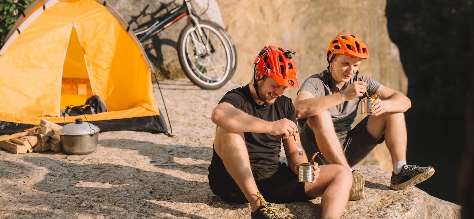 happy-trial-bikers-eating-canned-food-in-camping-o-2024-11-17-10-43-56-utc happy-trial-bikers-eating-canned-food-in-camping-o-2024-11-17-10-43-56-utc